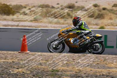 media/Apr-19-2025-AHRMA (Sat) [[3d98ca3309]]/Race/Group 1/Turn 4/